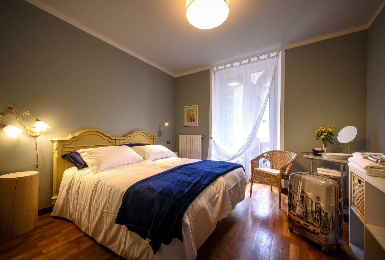 Bed And Breakfast Sweet Home Tirano Exterior foto